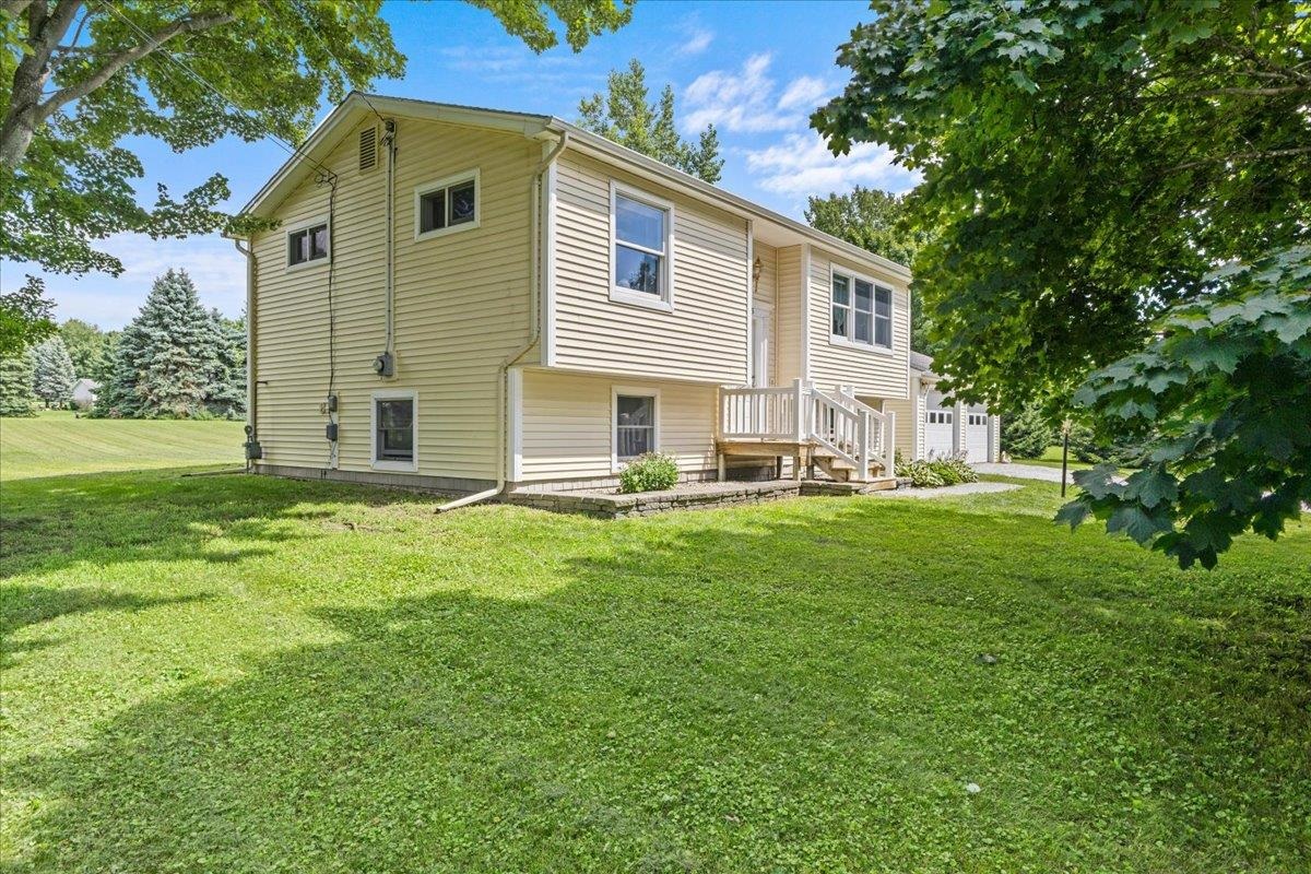 85 Mountain View Drive Swanton, VT 05488 - Photo 13 of 38