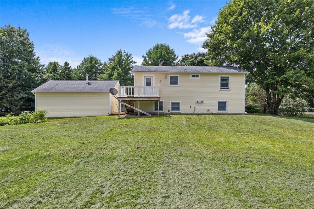 85 Mountain View Drive Swanton, VT 05488 - Photo 34 of 38