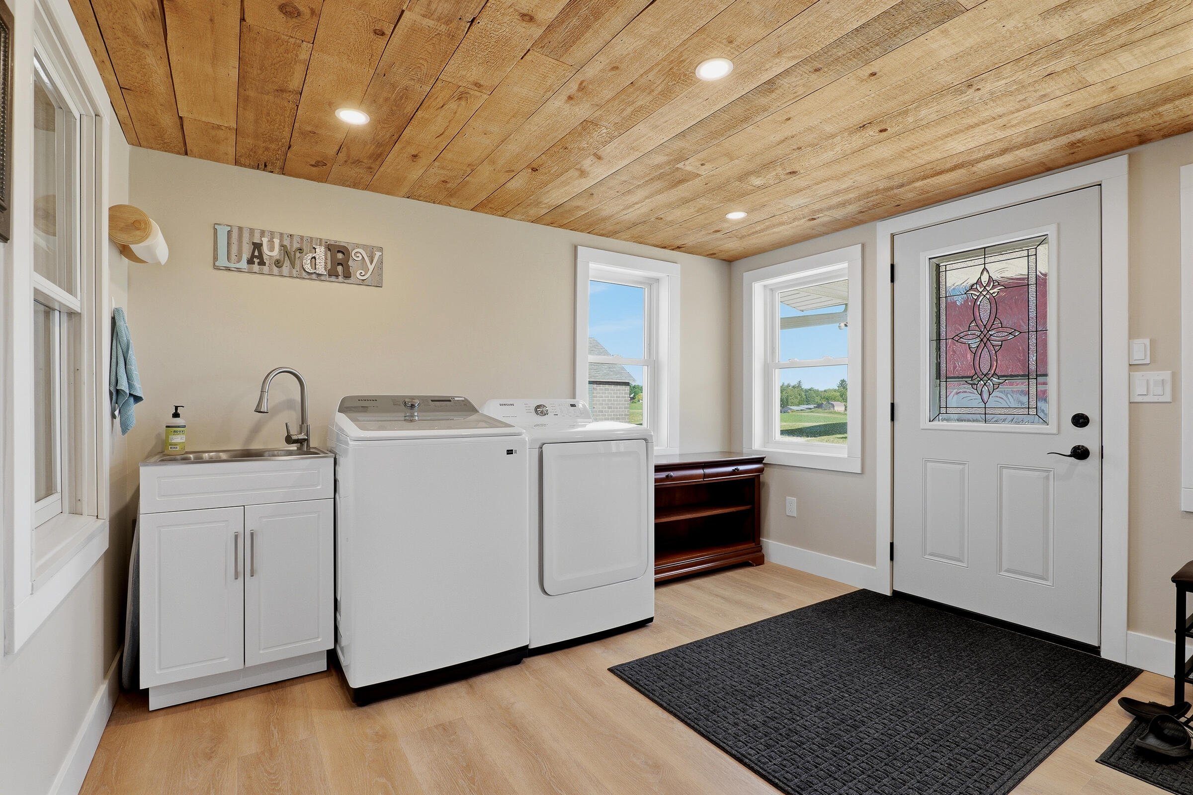 11020 Wilke Lake Road Schleswig, WI 53042 - Photo 23 of 62 Mudroom and 1st Floor Laundry
