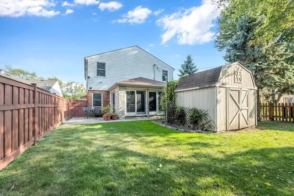 $629,000 | 6020 North Landers Avenue, Chicago, IL 60646
