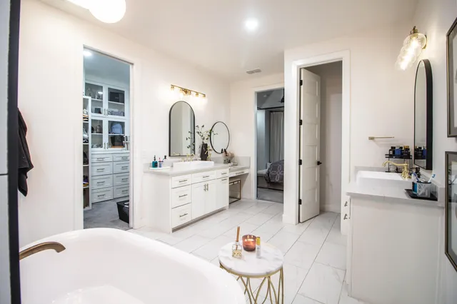 $585,000 | 7802 56th Street, Lubbock, TX 79407