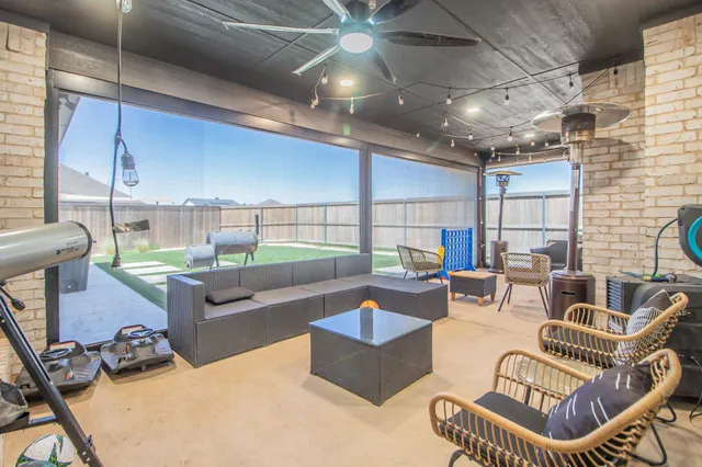 $585,000 | 7802 56th Street, Lubbock, TX 79407