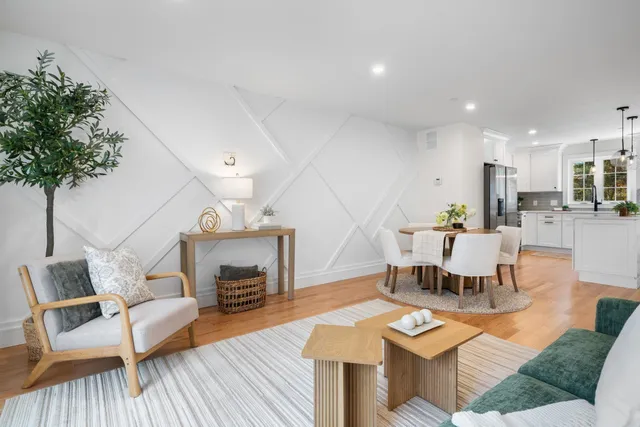 $595,000 | 14 B Mohawk Drive, Londonderry, NH 03053