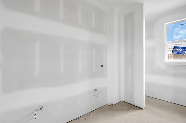 $337,050 | 3152 East Highridge St Park, Wichita, KS 67219