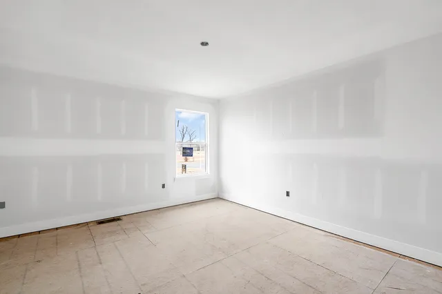 $337,050 | 3152 East Highridge St Park, Wichita, KS 67219