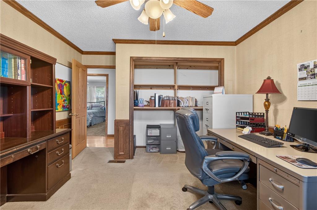 12692 Elm Park Road Lexington, MO 64067 - Photo 26 of 51 Gallery Image 26