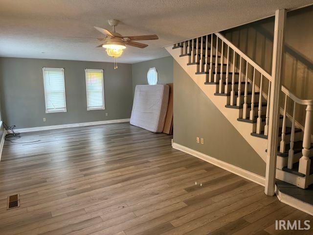 972 Newby Street Mitchell, IN 47446 - Photo 4 of 17
