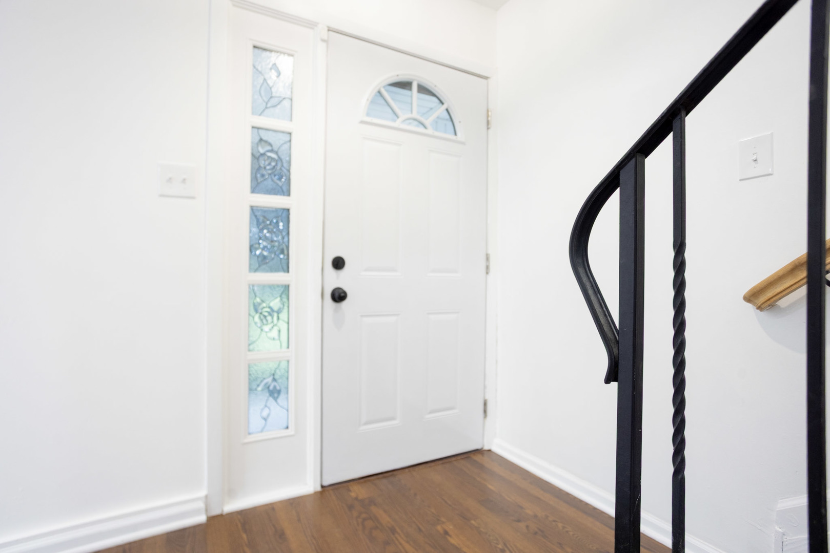 35 Churn Road, Unit 35 Matteson, IL 60443 - Photo 9 of 18 a view of front door with wooden floor