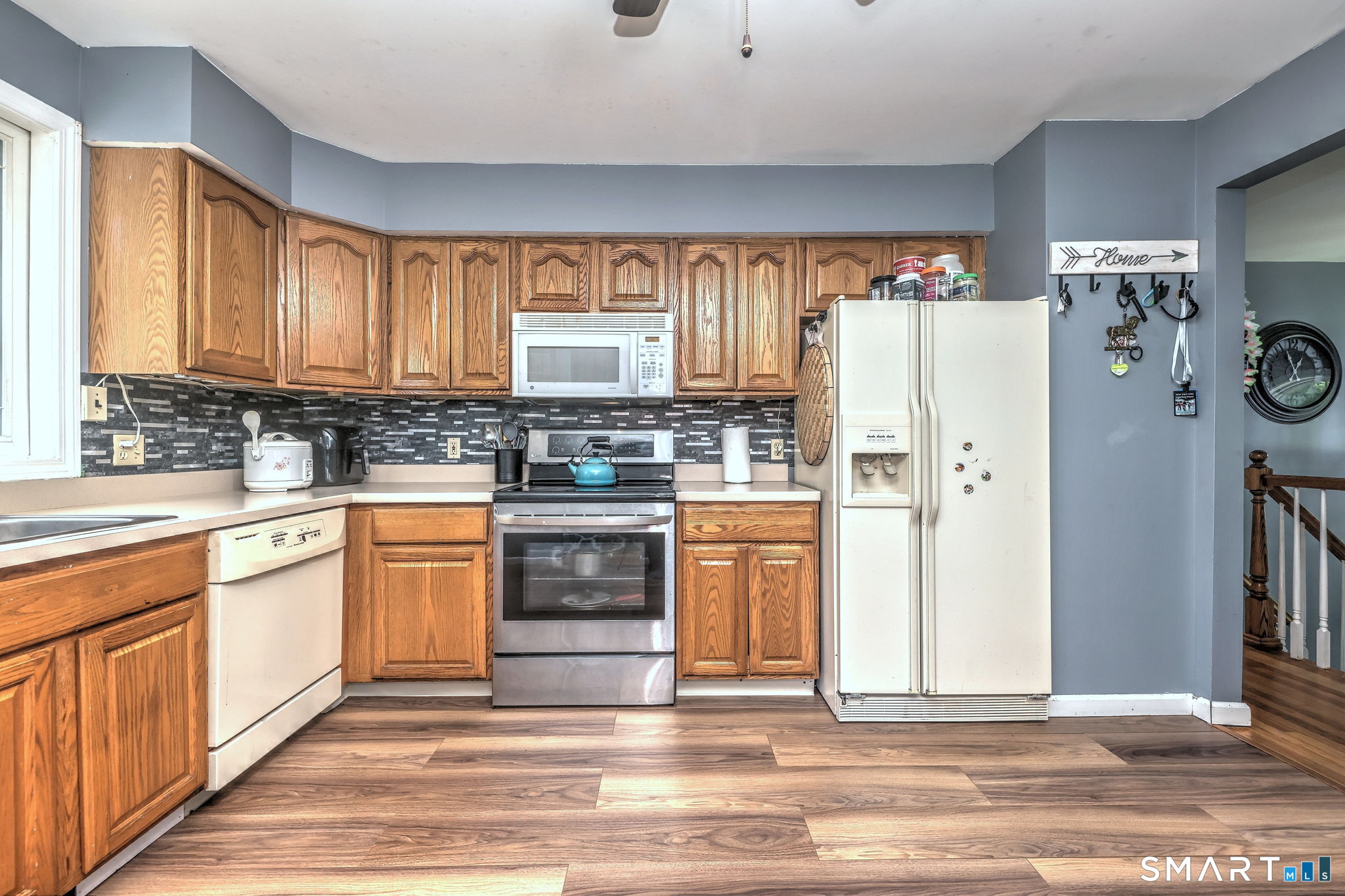 24 Warner Road North Haven, CT 06473 - Photo 13 of 39