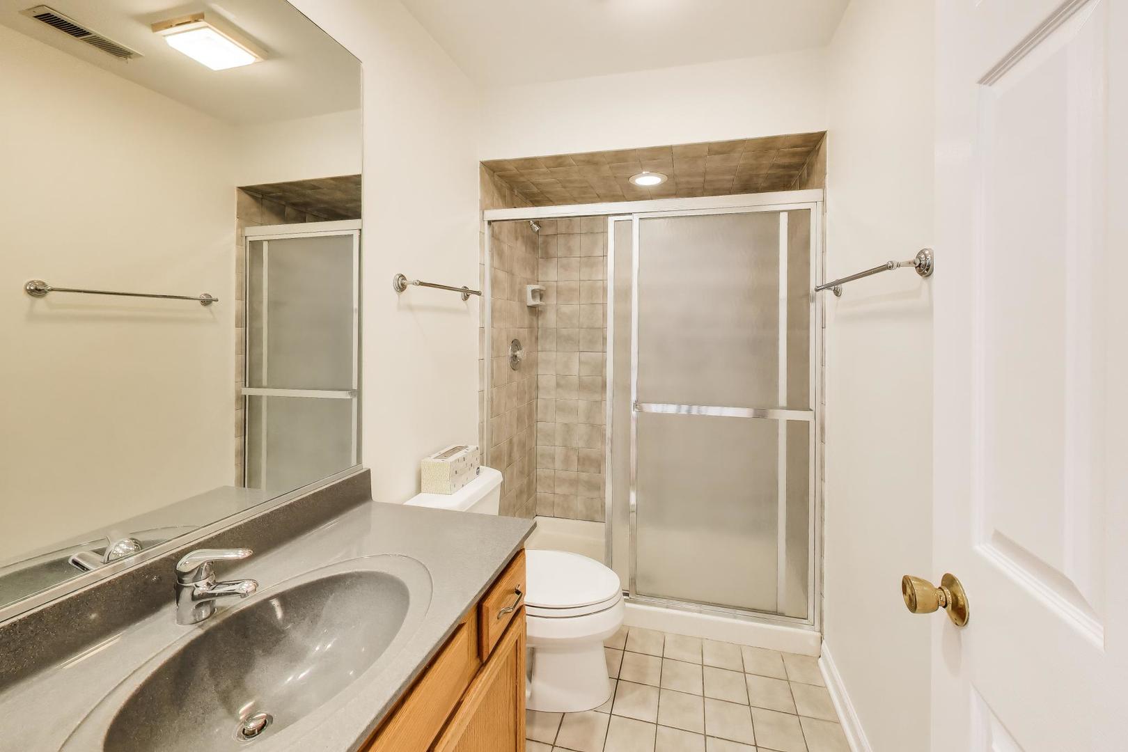 1663 Courtland Drive, Unit 1663 Arlington Heights, IL 60004 - Photo 24 of 36