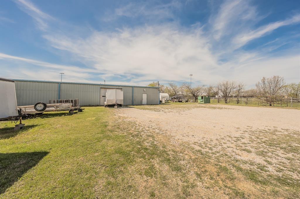 11485 Ridgeview Circle Fort Worth, TX 76244 - Photo 24 of 40 Back acres with building