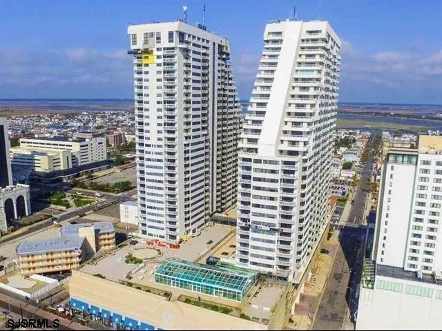 $179,900 | 3101 Boardwalk, Unit 18061, Atlantic City, NJ 08401