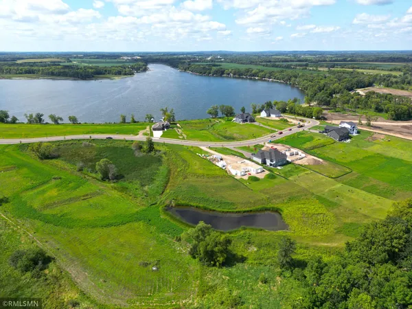 $159,900 | 7581 Lake John Drive, Annandale, MN 55302