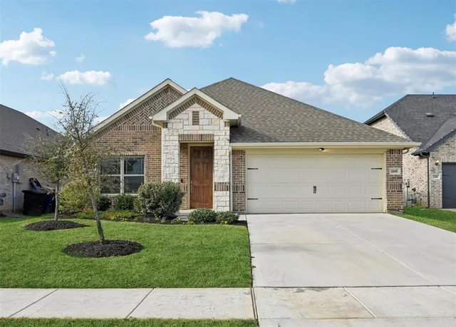 $395,000 | 1008 Wasatch Court, Burleson, TX 76028