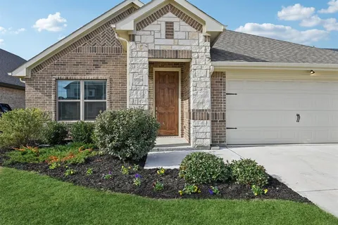 $399,900 | 1008 Wasatch Court, Burleson, TX 76028