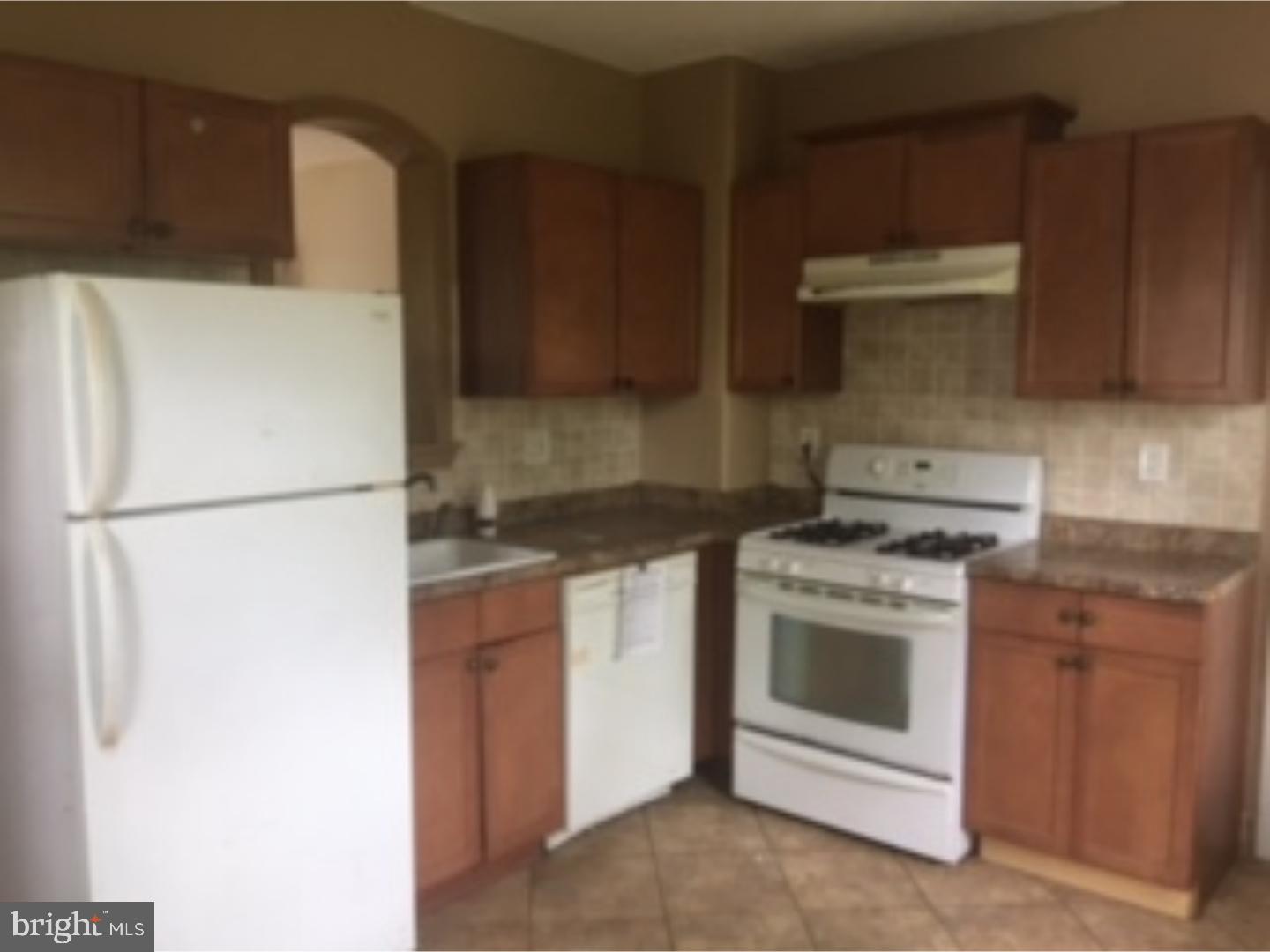 50 Birch Road Clementon, NJ 08021 - Photo 4 of 9 Kitchen
