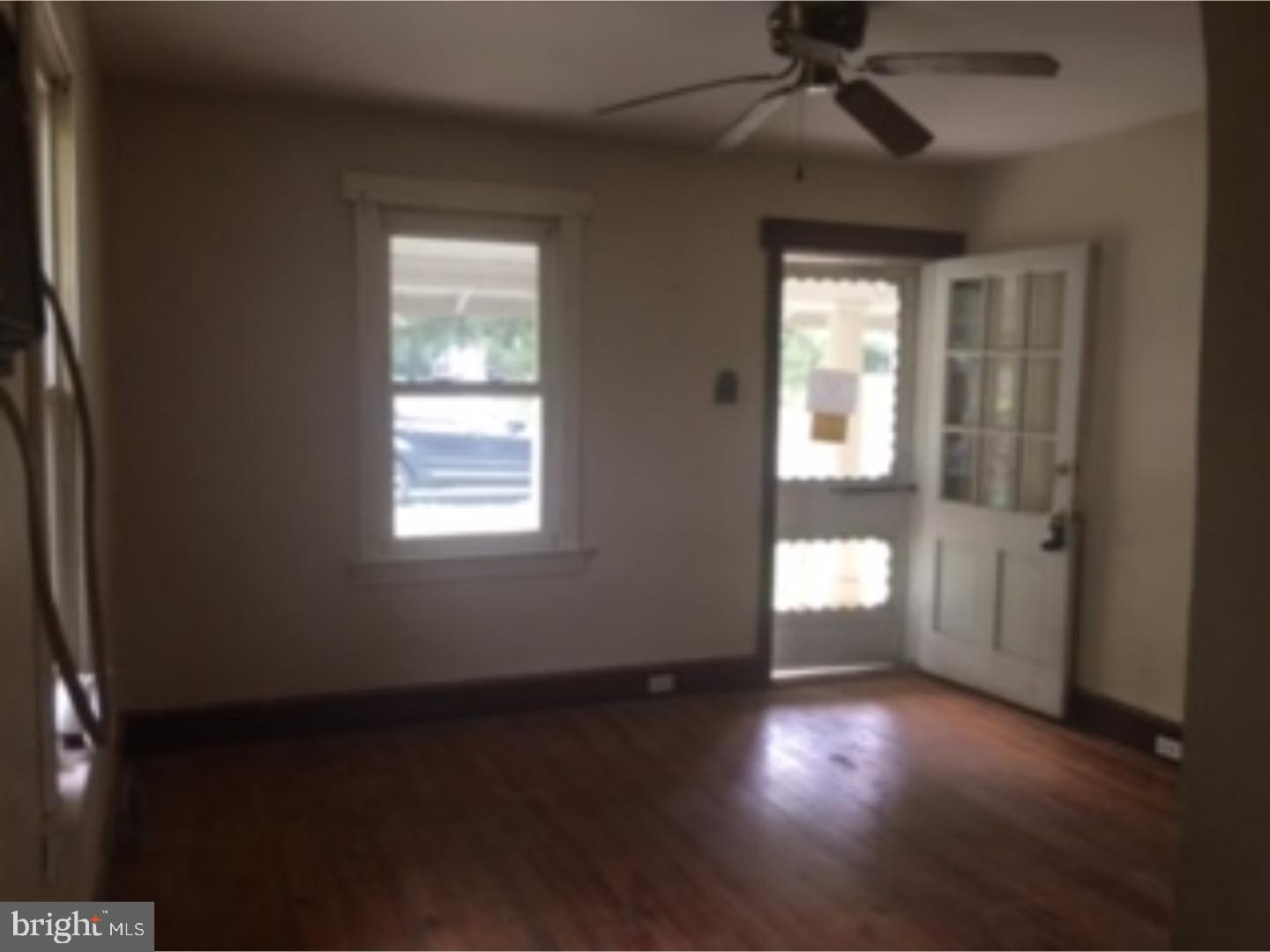 50 Birch Road Clementon, NJ 08021 - Photo 5 of 9 Great Room