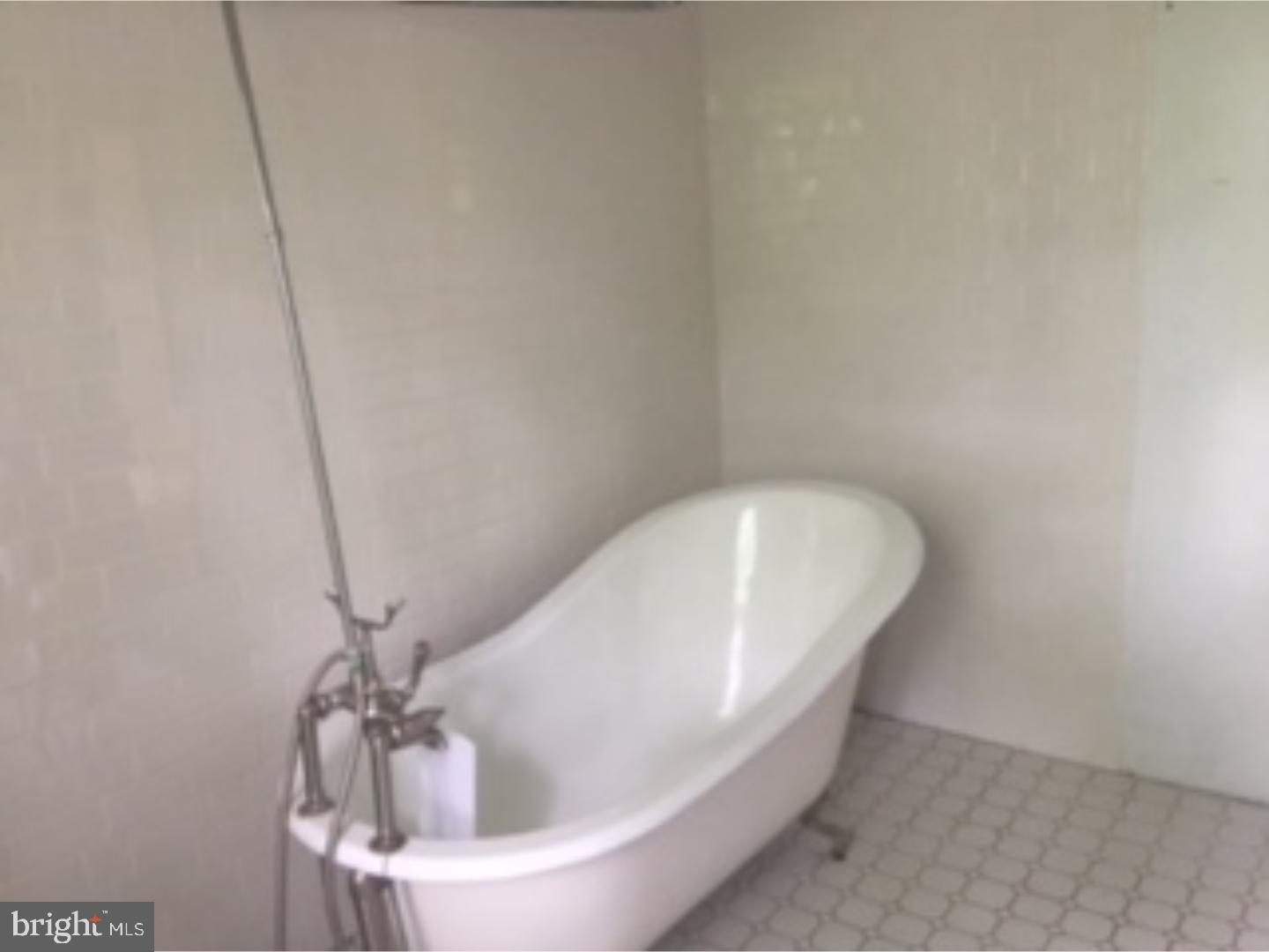 50 Birch Road Clementon, NJ 08021 - Photo 8 of 9 Bathroom