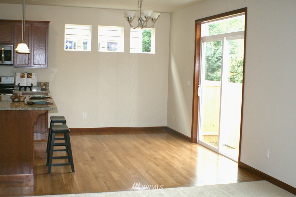 1 149th Place Southwest Edmonds, WA 98026 - Photo 9 of 11 Gallery Image 9