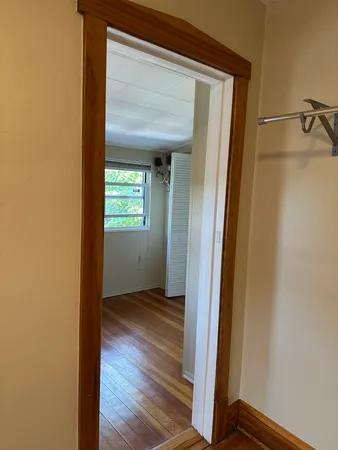 $3,375 | 192 Waubansee Road, Riverside, IL 60546