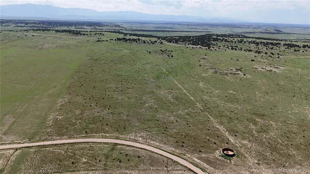 a view of a walk in closet