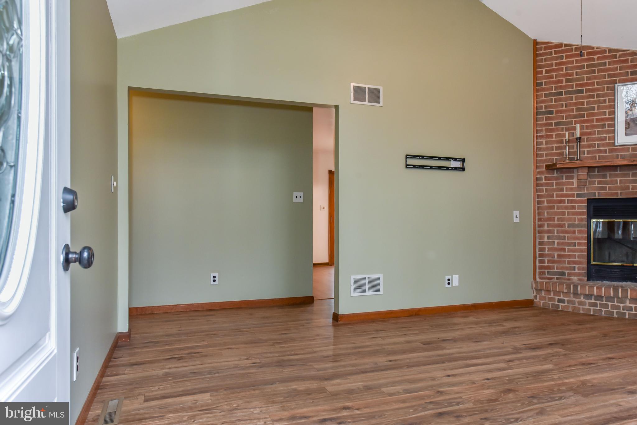 1216 Appleton Road Elkton, MD 21921 - Photo 3 of 25 Living Room