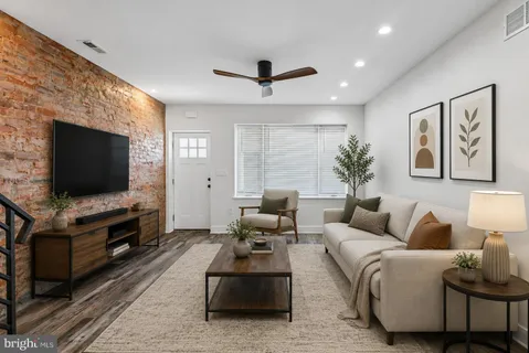 $425,000 | 3156 Almond Street, Philadelphia, PA 19134