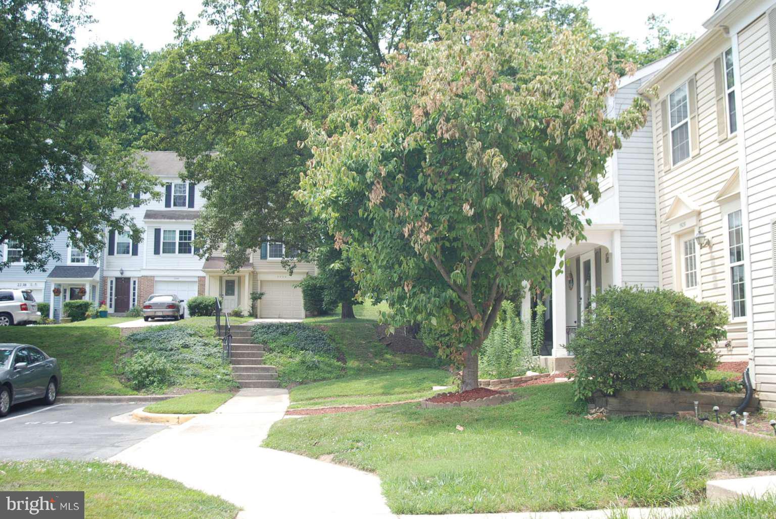 15051 Travert Way Silver Spring, MD 20906 - Photo 4 of 44