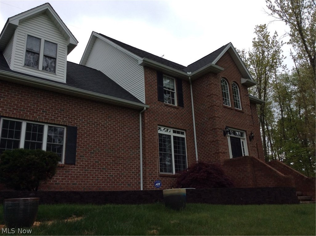 49076 Hickman Road East Liverpool, OH 43920 - Photo 2 of 31 Gallery Image 2