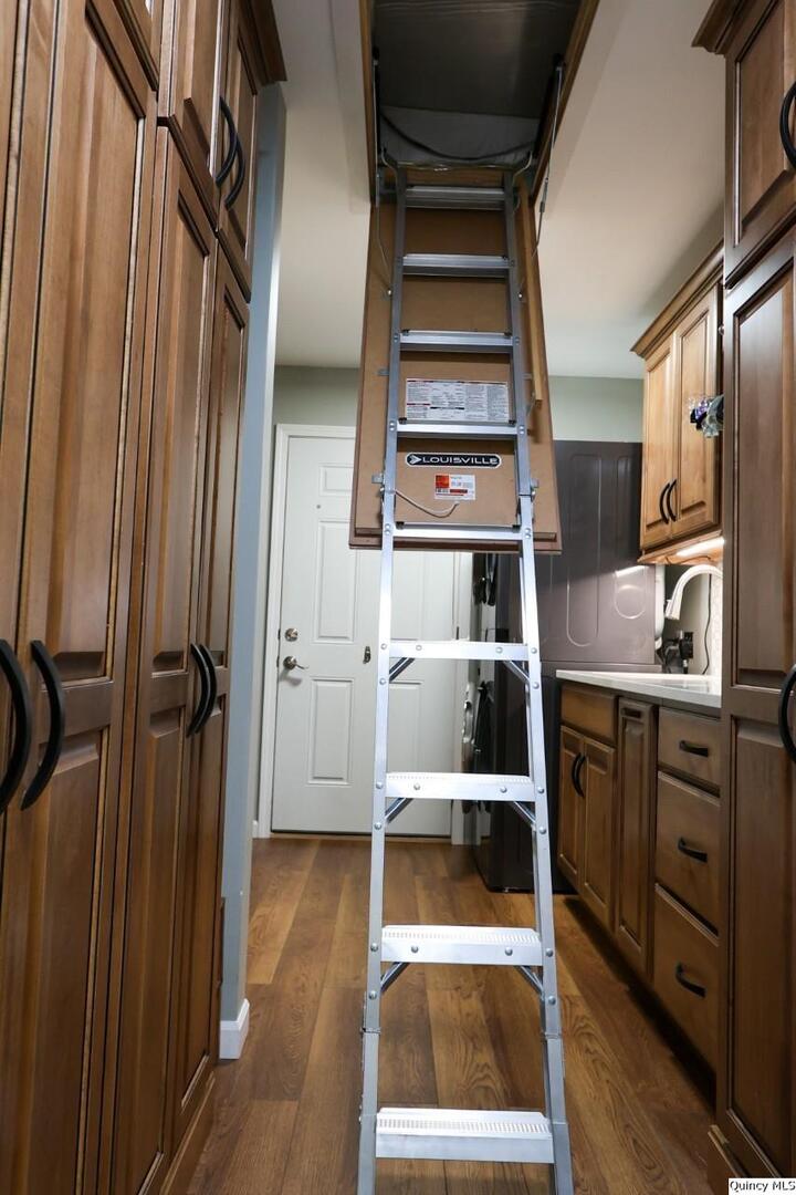 3904 Abbey Ridge Court Quincy, IL 62305 - Photo 13 of 33