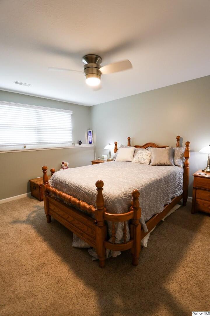 3904 Abbey Ridge Court Quincy, IL 62305 - Photo 25 of 33