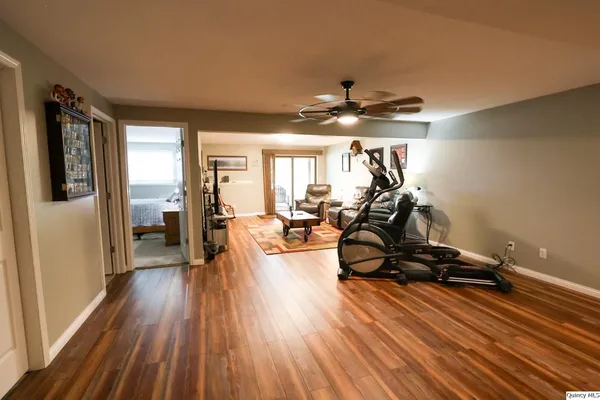 $342,500 | 3904 Abbey Ridge Court, Quincy, IL 62305