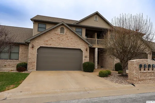 $342,500 | 3904 Abbey Ridge Court, Quincy, IL 62305