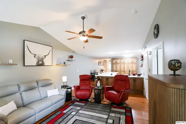 $342,500 | 3904 Abbey Ridge Court, Quincy, IL 62305