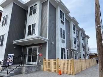 208 Neponset Valley Parkway, Unit 5 Boston, MA 02136 - Photo 7 of 9 a view of a house with a porch