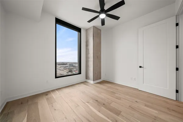 $2,525 | 84 East Avenue, Unit 2508, Austin, TX 78701