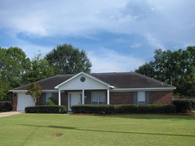 16458 Avent Lane Foley, AL 36535 - Photo 1 of 18