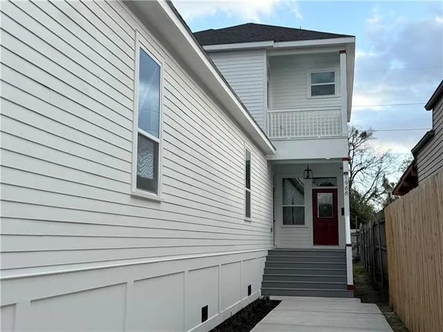 $2,200 | 1966 North Prieur Street, New Orleans, LA 70116