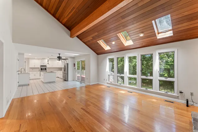 $7,800 | 501 Woodbine Road, Stamford, CT 06903