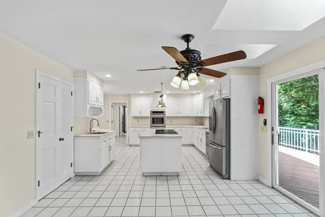 $7,800 | 501 Woodbine Road, Stamford, CT 06903