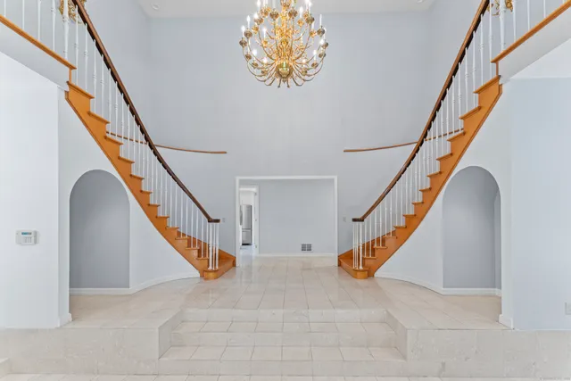 $7,800 | 501 Woodbine Road, Stamford, CT 06903