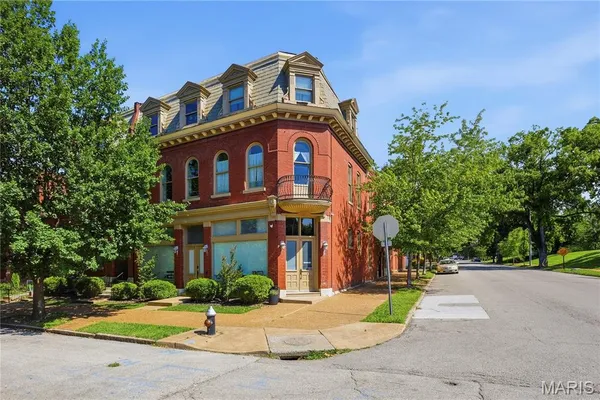 $154,000 | 1901 Utah Street, Unit 9, St. Louis, MO 63118