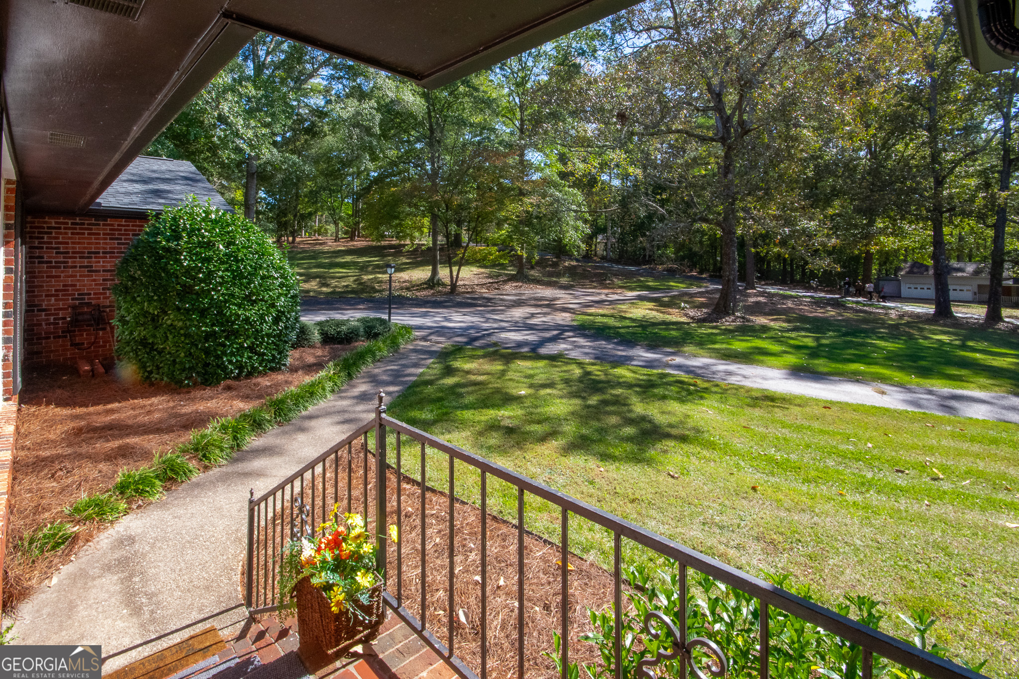 163 Sheppard Drive Newnan, GA 30263 - Photo 4 of 51