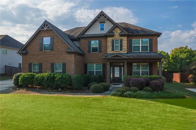 $779,000 | 210 Birchin Drive, Woodstock, GA 30188