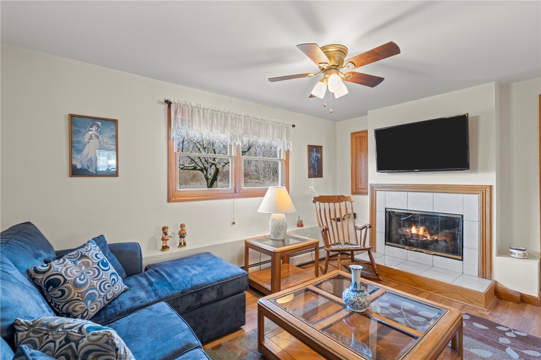 12 Greylock Road Bristol, RI 02809 - Photo 17 of 44