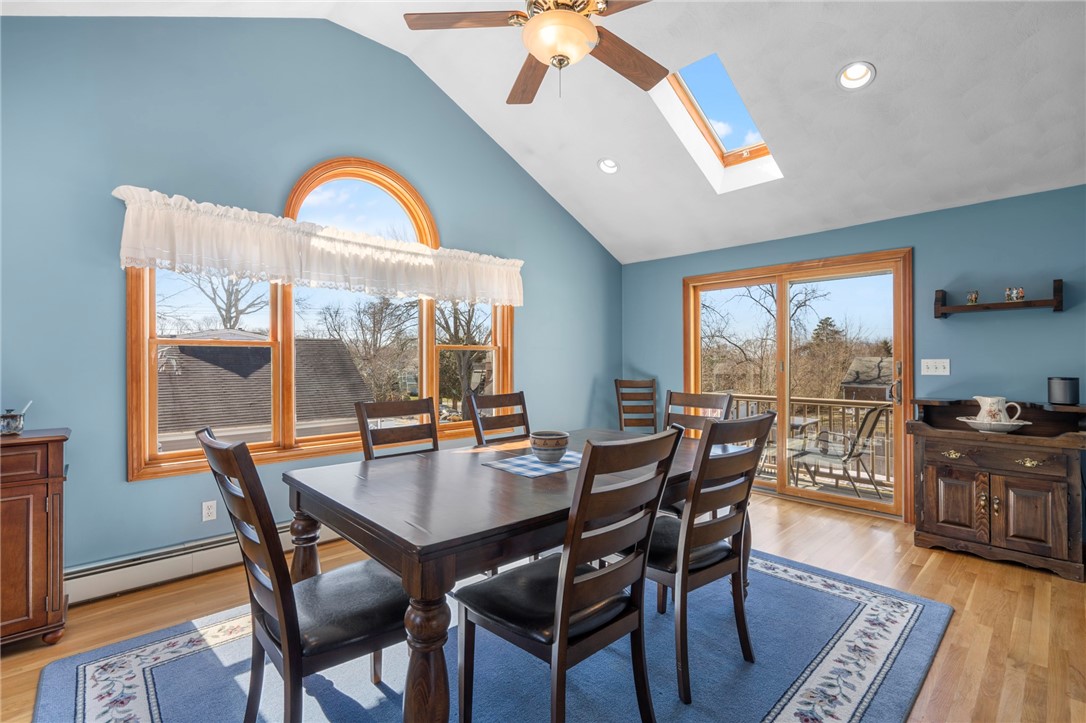 12 Greylock Road Bristol, RI 02809 - Photo 4 of 44