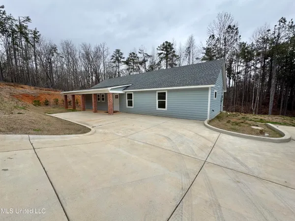 $249,900 | 68 River Bend Park Drive, Iuka, MS 38852