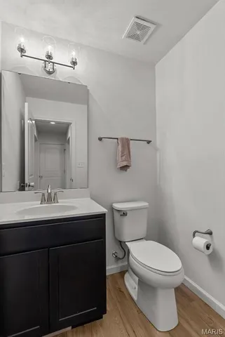 $2,500 | 757 Fox Crk Drive, Fenton, MO 63026