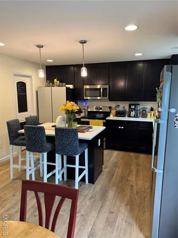 $2,500 | 757 Fox Crk Drive, Fenton, MO 63026