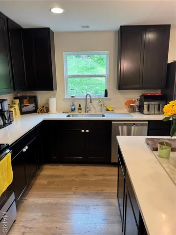 $2,500 | 757 Fox Crk Drive, Fenton, MO 63026